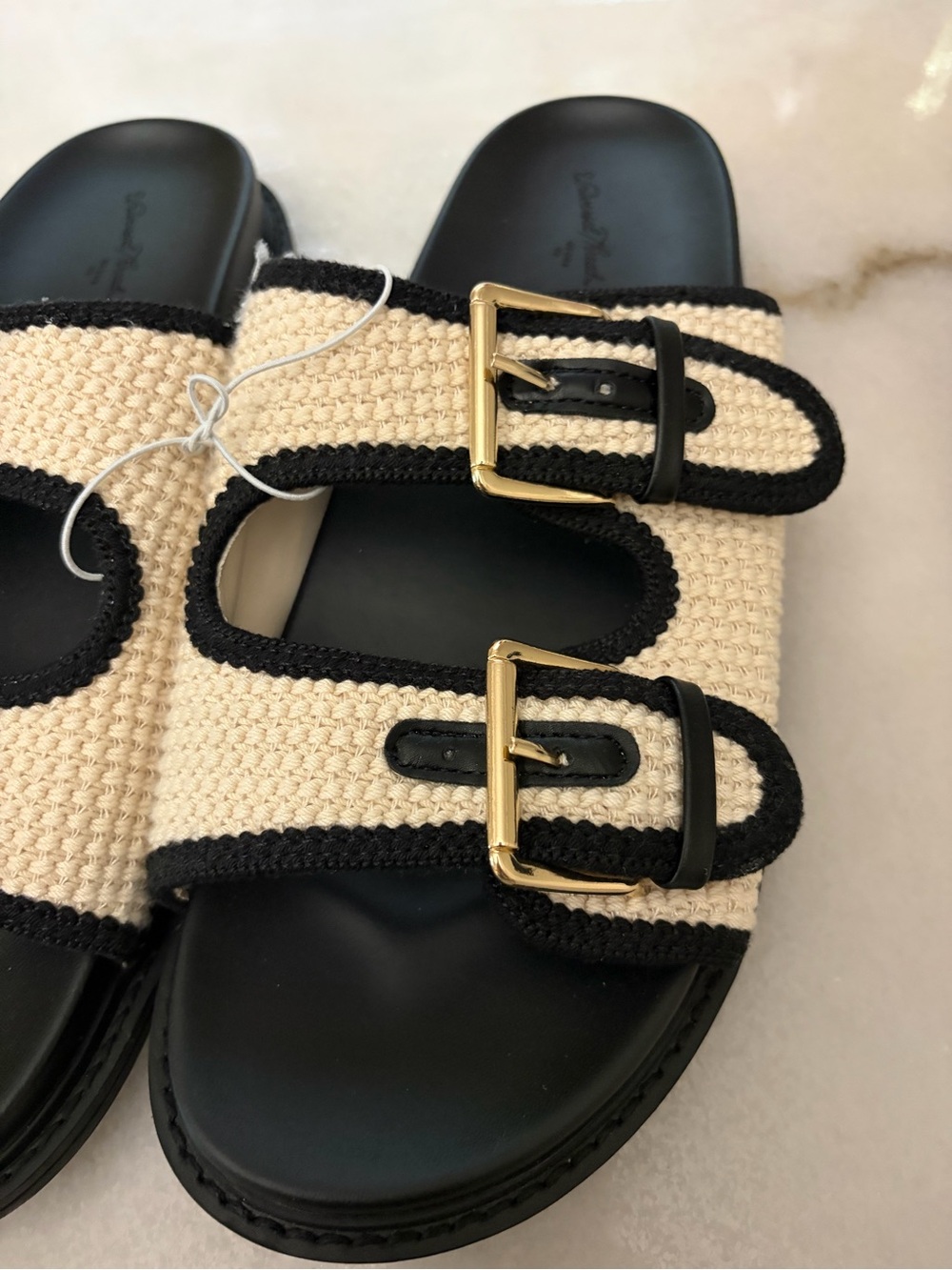 Universal Thread Cream and Black Buckle Slide Sandals - Picture 3 of 6